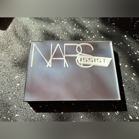 NARS | NARSISSIST L'AMOUR TOUJOURS L'AMOUR EYESHADOW PALETTE - Picture 3 of 9